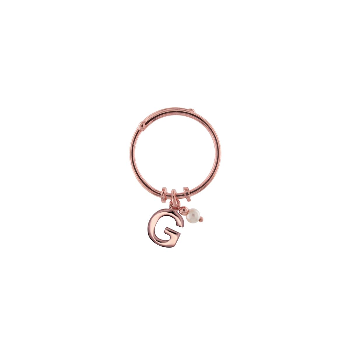 Anello rigido lettera e perlina