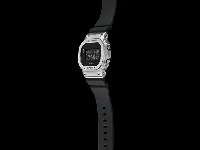 CASIO G-Shock GM-5600-1ER