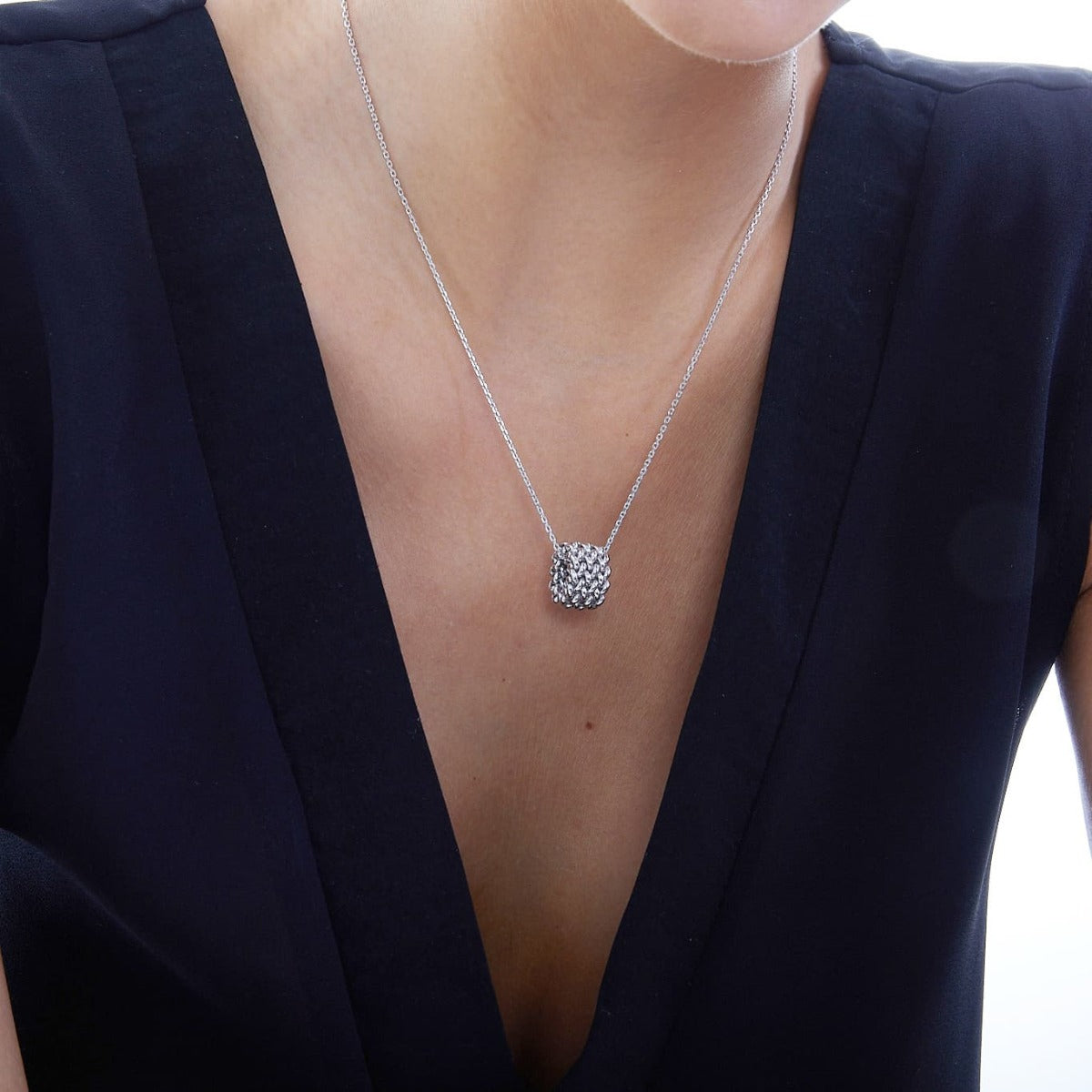 Collana in argento rodiato Chicco
